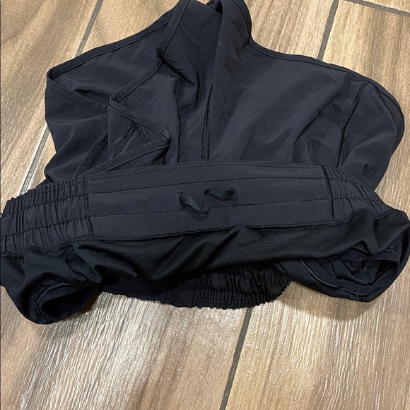 lululemon Hotty hot short - Picture 4 of 4